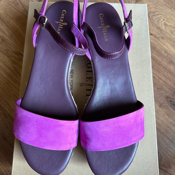 NEW COLE HAAN Arden Mixed-Media Platform Wedge Sandals , like new , worn once - Picture 9 of 9